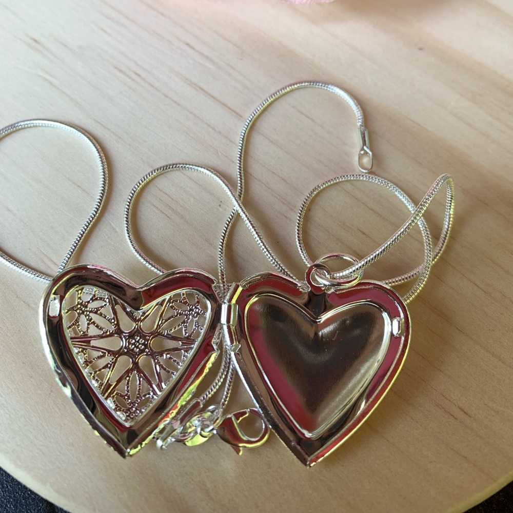 ☀️ Silver Heart Necklace chain - Picture 6 of 11